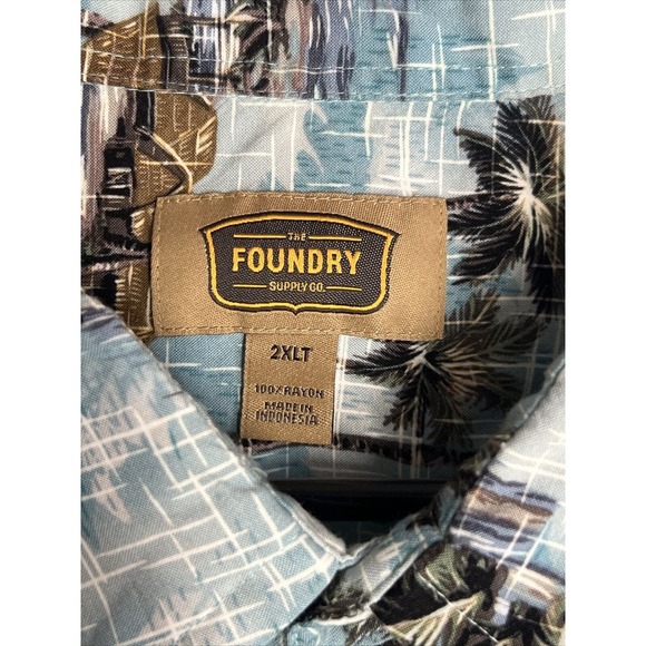 The Foundry Men's 100% Rayon Short Sleeve Button Front Tropical Shirt Size 2XL - Picture 2 of 4